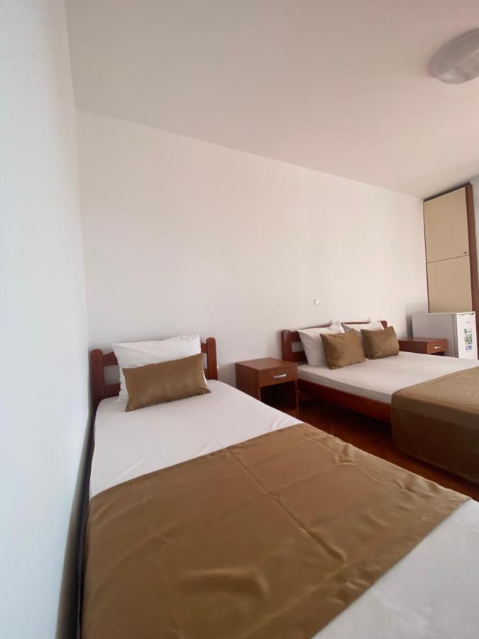 Delux Apartmani Dobra Voda Exterior foto